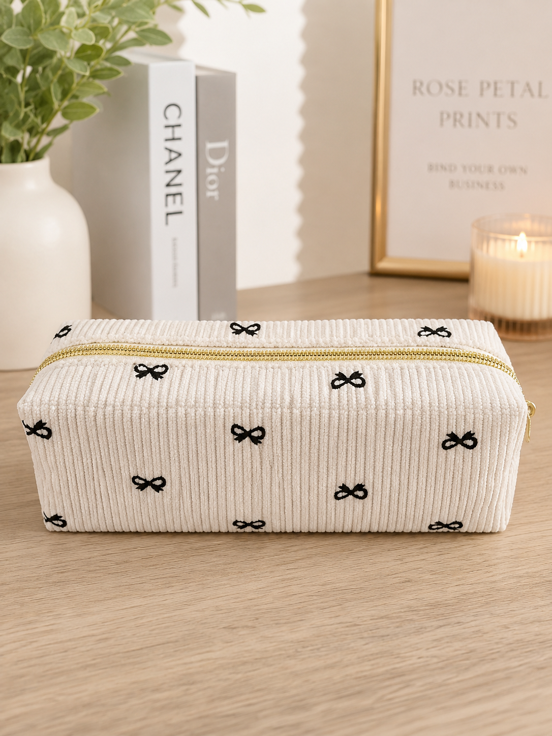 Bow Pencil case (cream)
